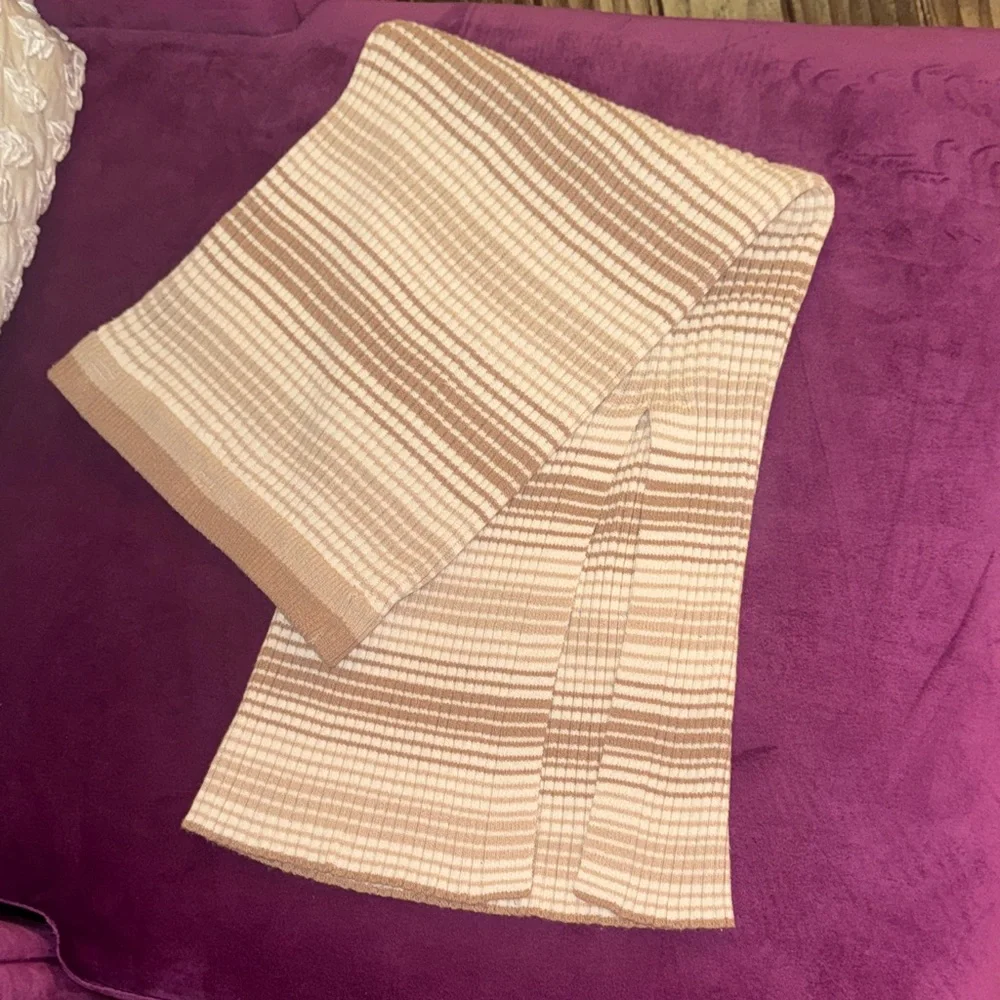 Jessica Simpson Women’s Tan & Cream Striped Long Fitted Maxi Pencil Skirt Small
